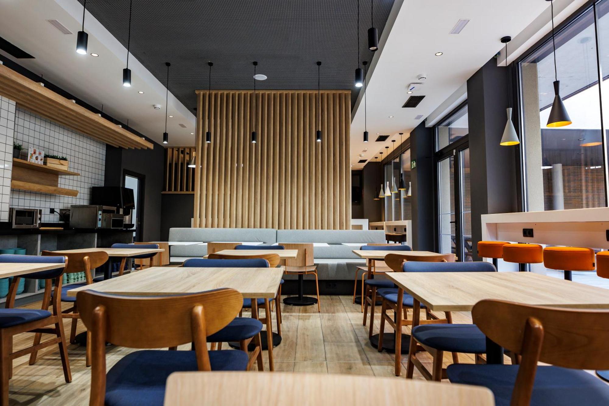 Ibis Budget Logrono Centro Екстериор снимка