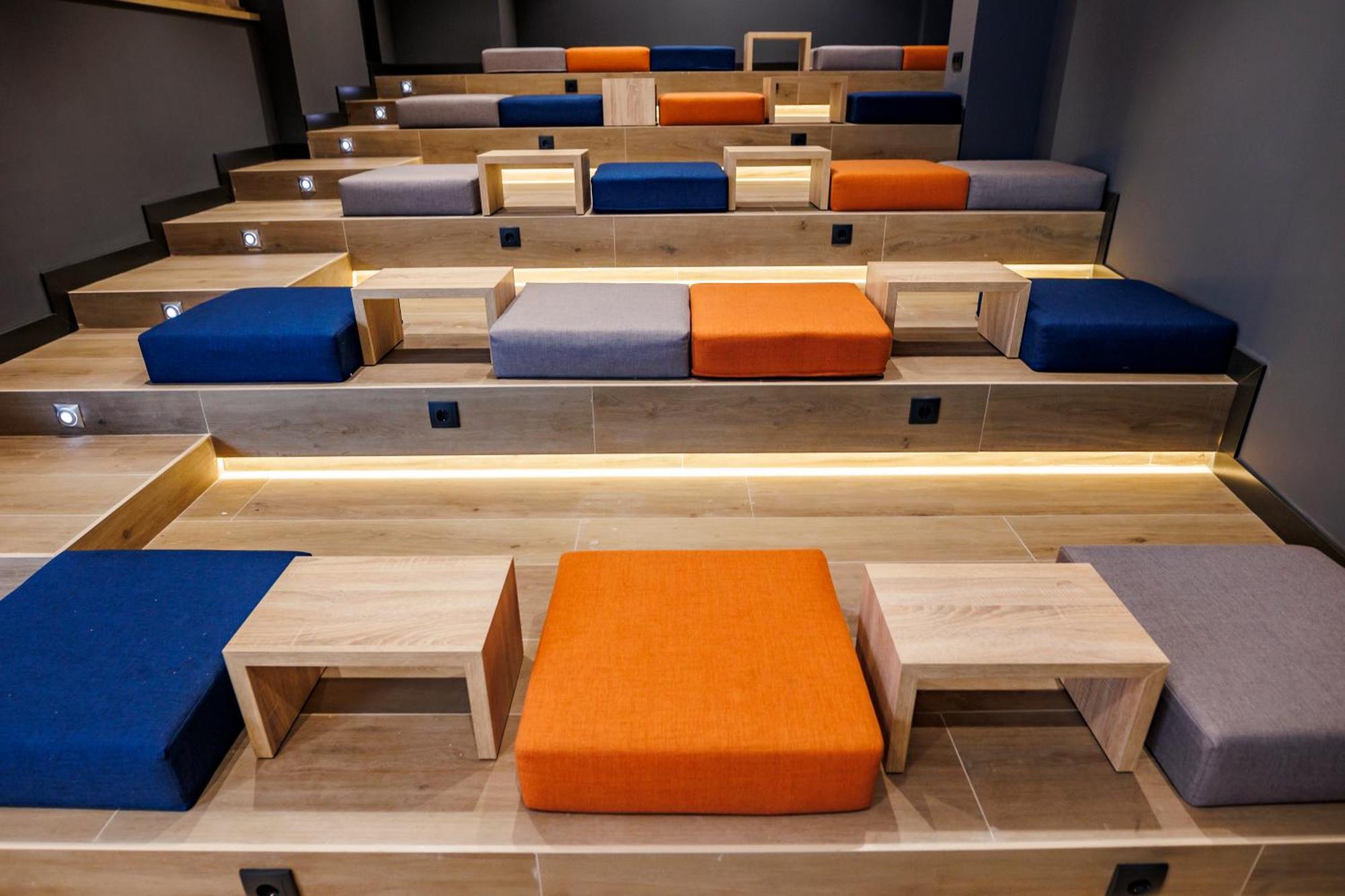 Ibis Budget Logrono Centro Екстериор снимка